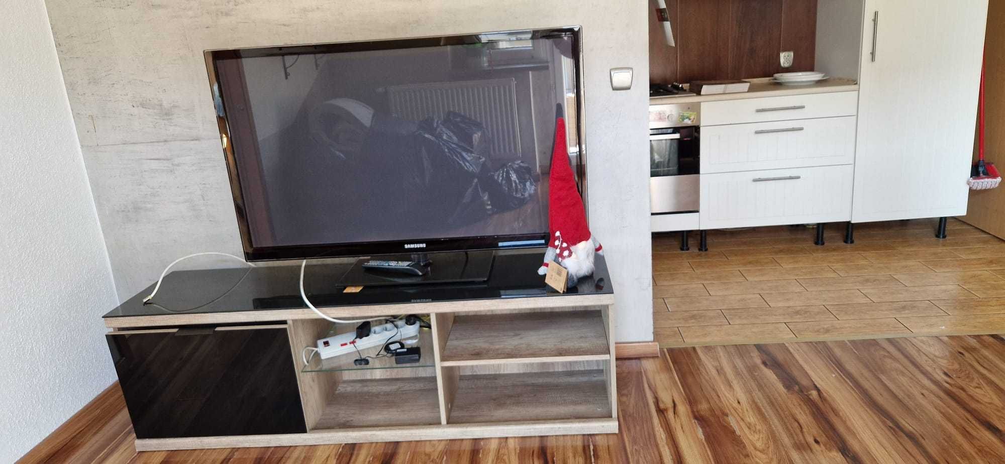 Szafka RTV + telewizor