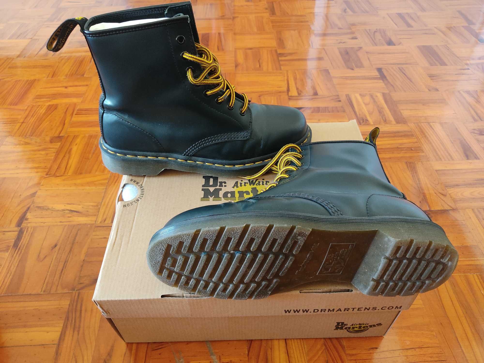 Botas azuis Dr. Martens