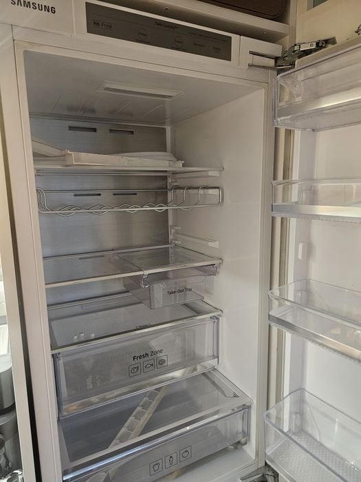 Pilne Lodówka do zabudowy Samsung BRB260187WW uszkodzona
