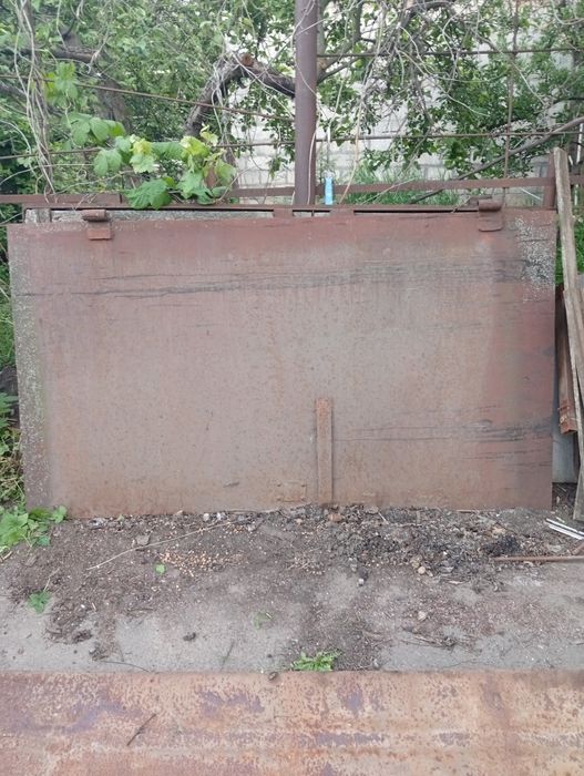 Ворота гаражные б/у