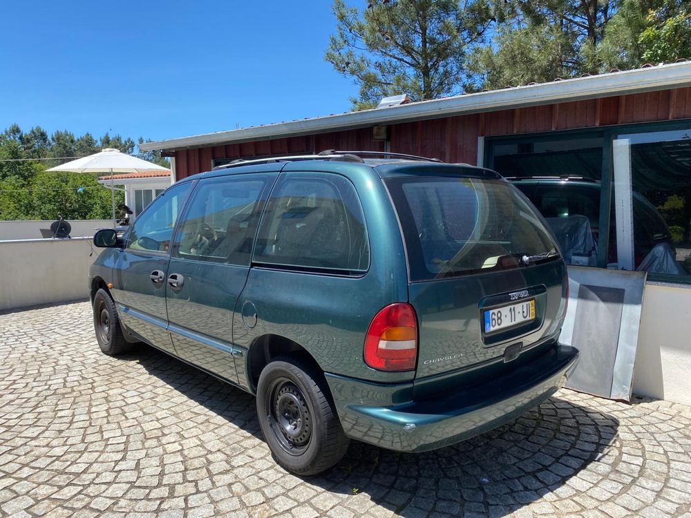 Chrysler voyager
