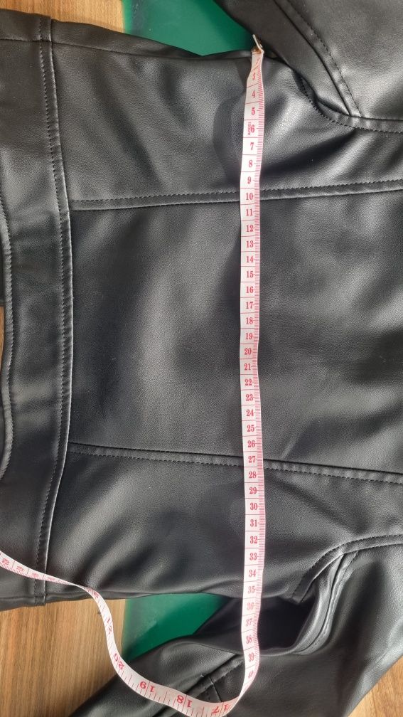 Косуха з екошкіри H&M