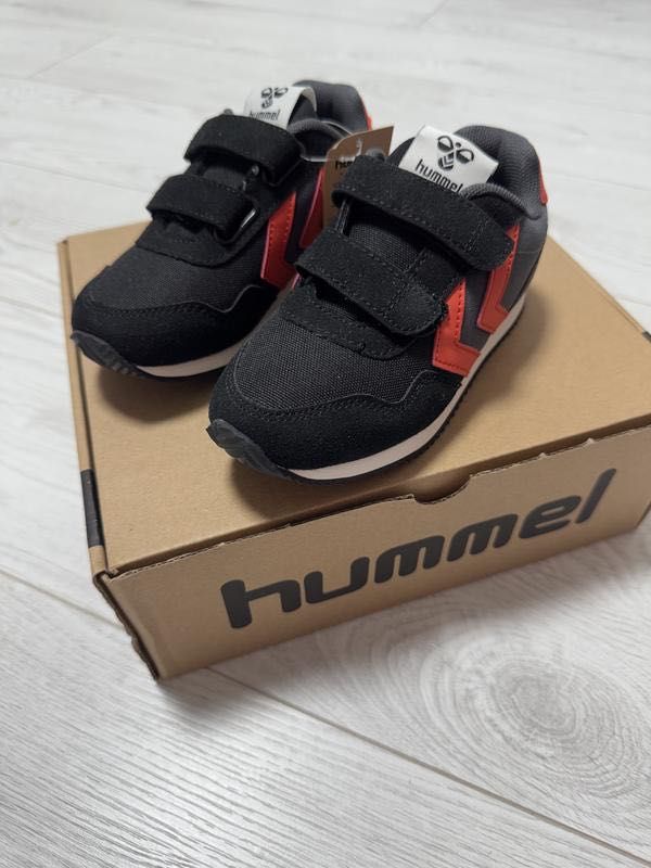 Гарні кросівки hummel 29 розмір