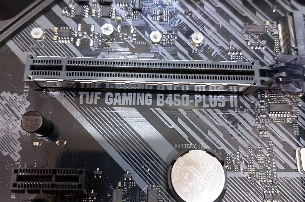 Ryzen 5800X3D/16DDR4/Asus Tuf B450.