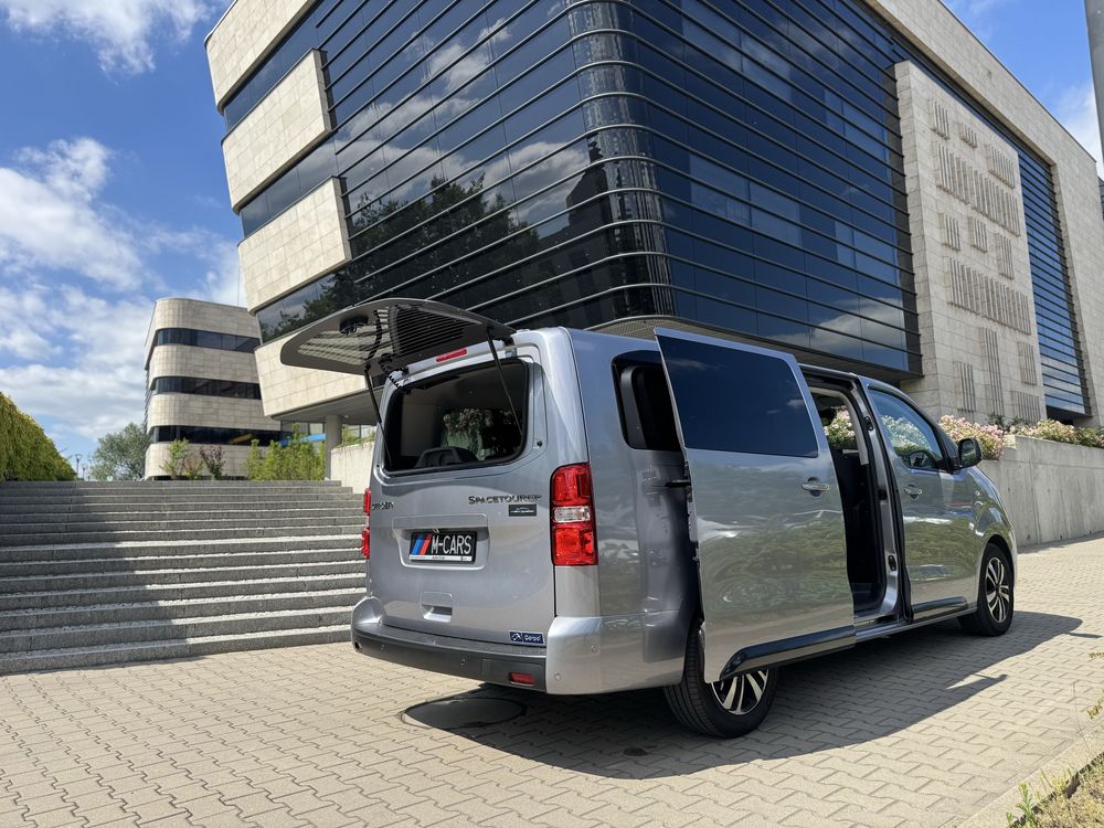 Wynajem Busów  osobowych Citroen Spacetourer XL Plus 8 osob