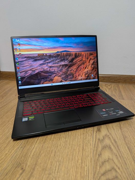 Laptop gamingowy MSI GL75 95D GTX1660Ti