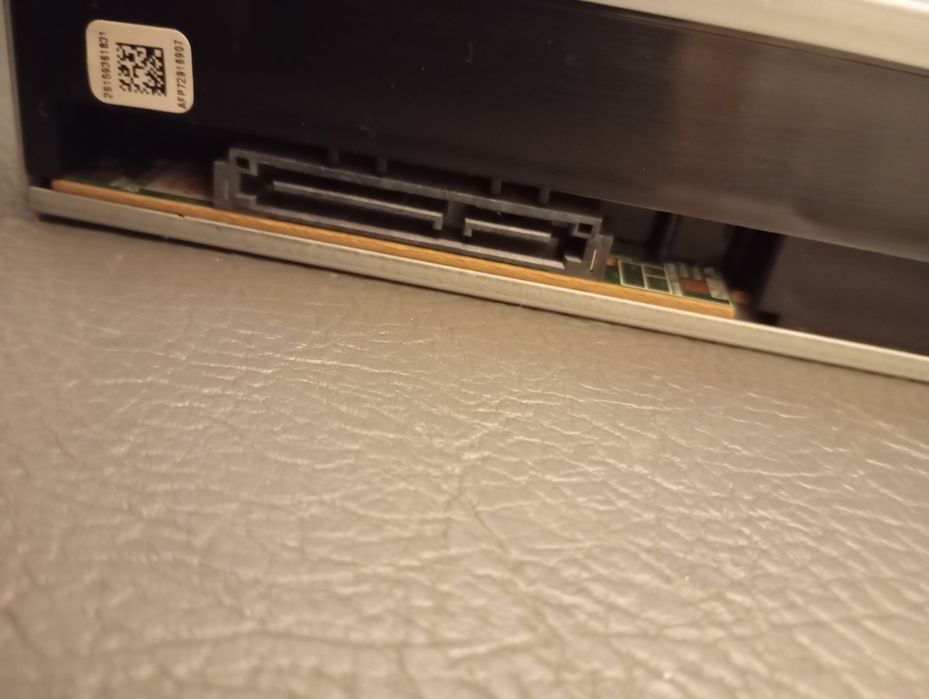 Nagrywarkę LG Super Multi DVD Rewriter model GH22NS70 działa wszystko