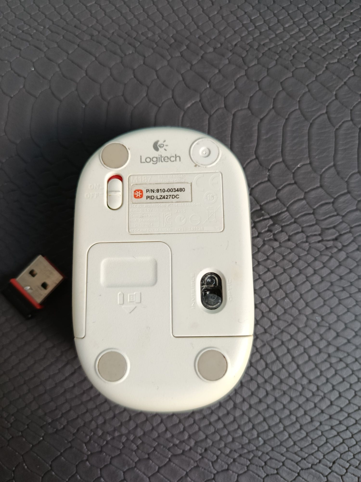 myszka bezprzewodowa biała Logitech wireless mini mouse M187