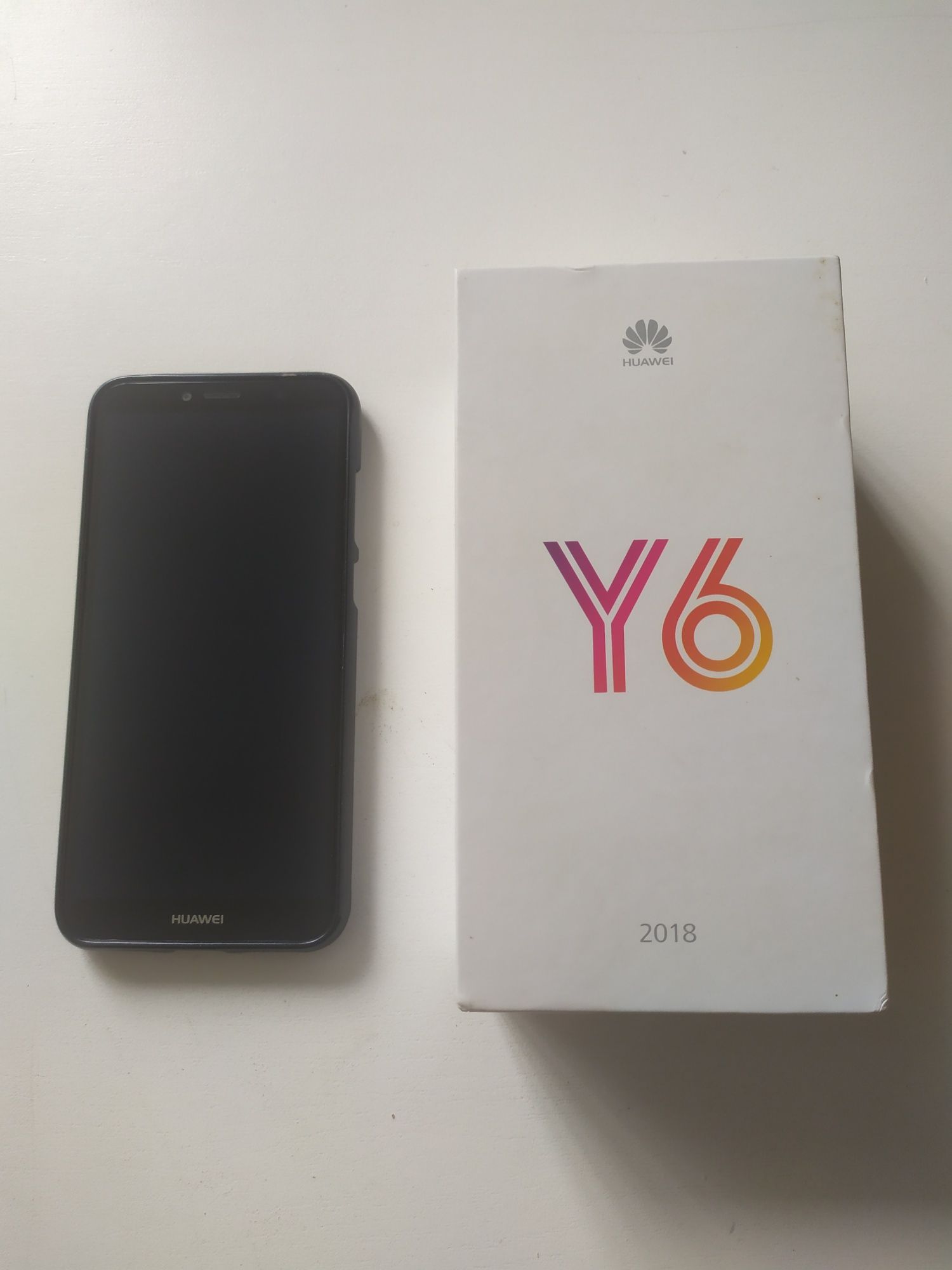 Smartfon Huawei Y6 2018