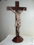 Crucifixo em madeira