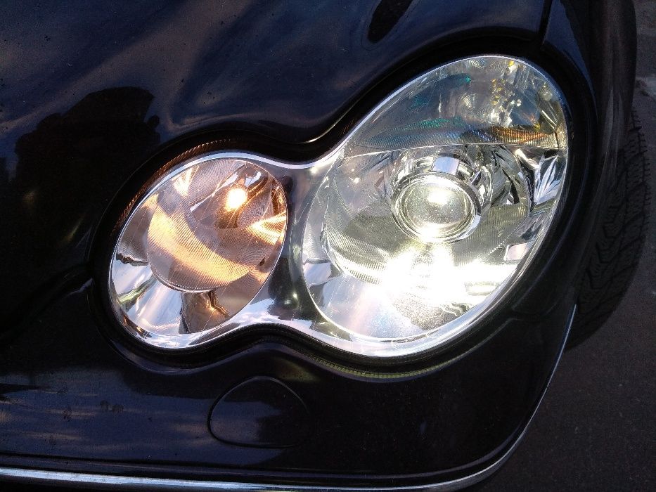 Фара Mercedes W203, линзы в фару Мерседес 203, линзы в Mercedes W203,