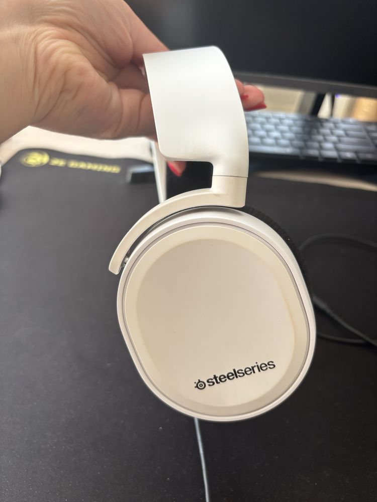 Навушники з мікрофоном Steelseries Arctis 3 Edition White 61506
