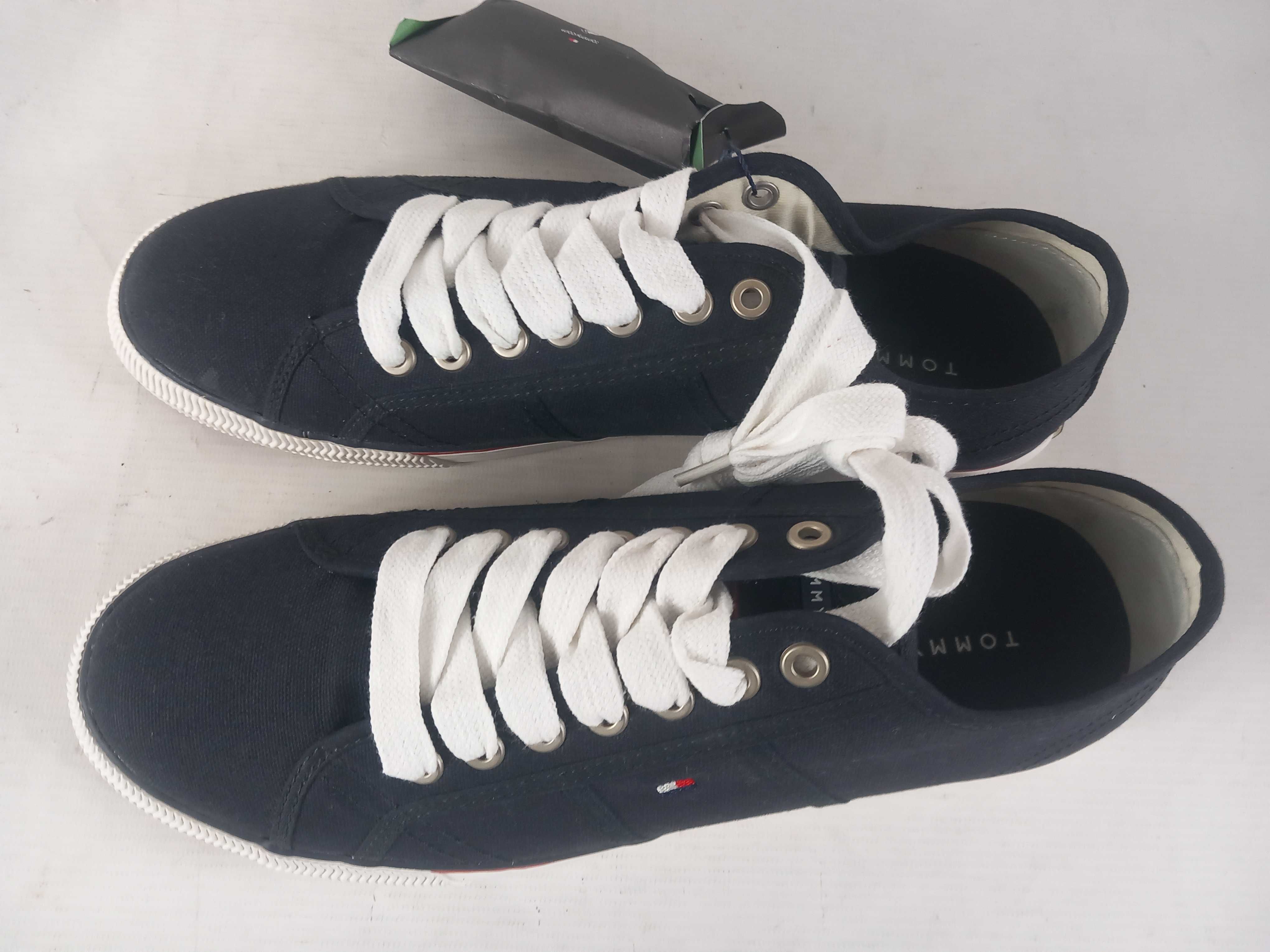 Tommy Hilfiger buty męskie sportowe rozmiar 42