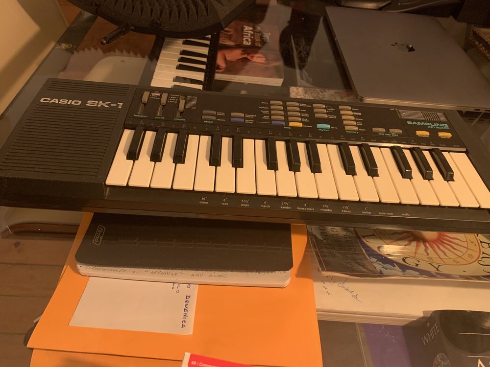 Casio sk1 rarissima sampling keyboard anos 80 vintage