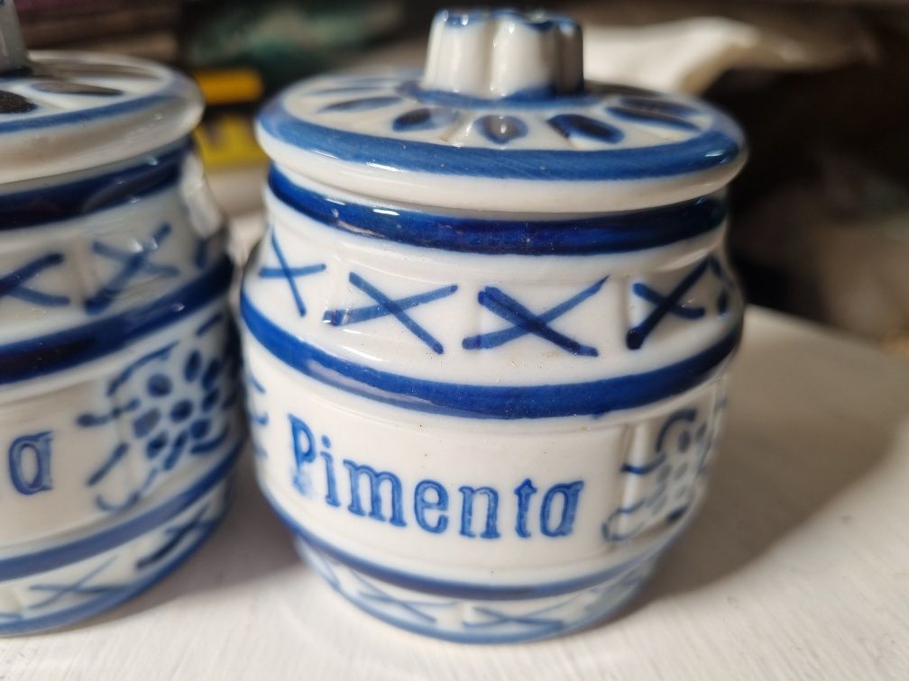 4 Potes de especiarias 15€