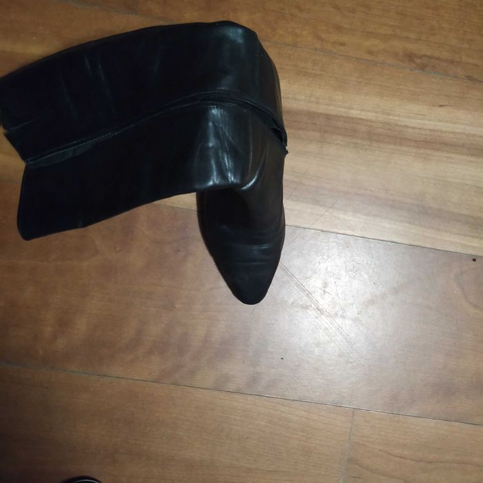 Botas número 37 em pele