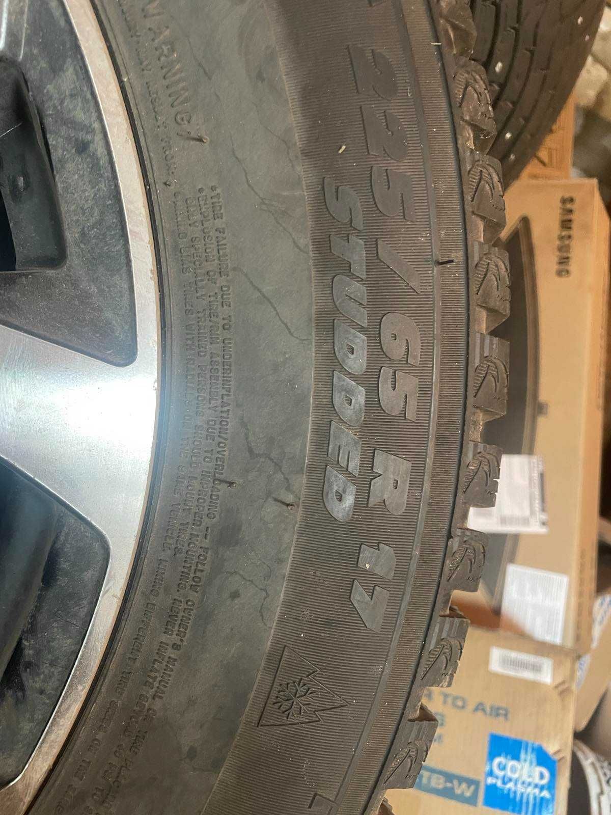 шини michelin x-ice north latitude 225/65 r17 102T studded