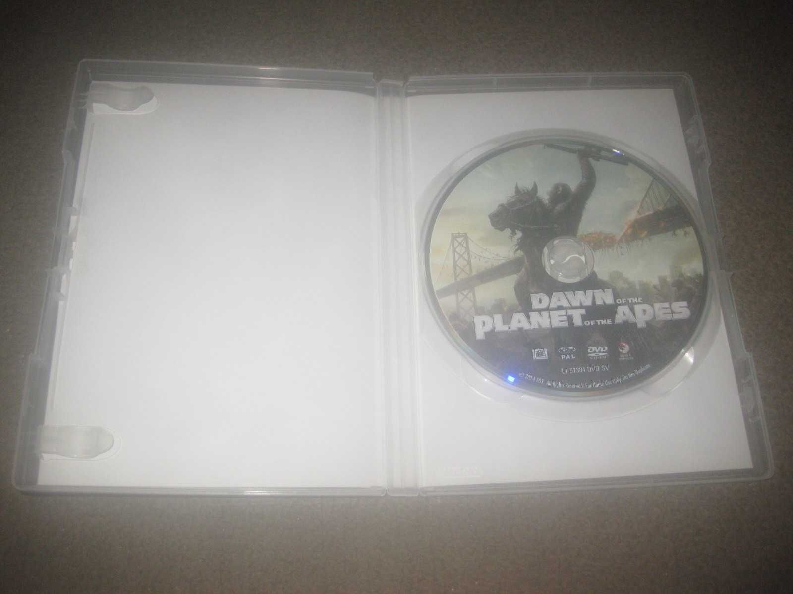 DVD "Planeta dos Macacos: A Revolta" com Gary Oldman