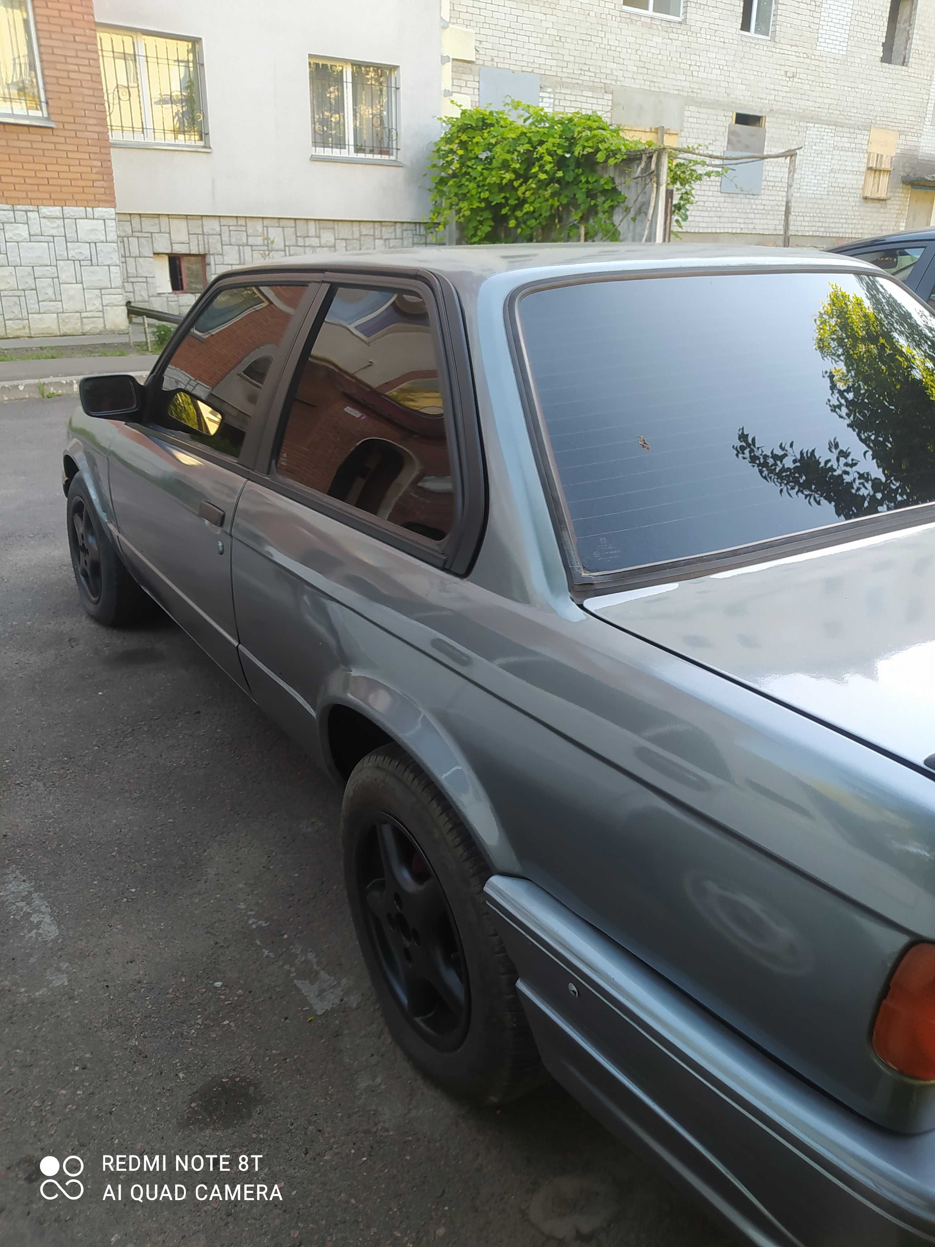 Продаж BMW E 30 323i