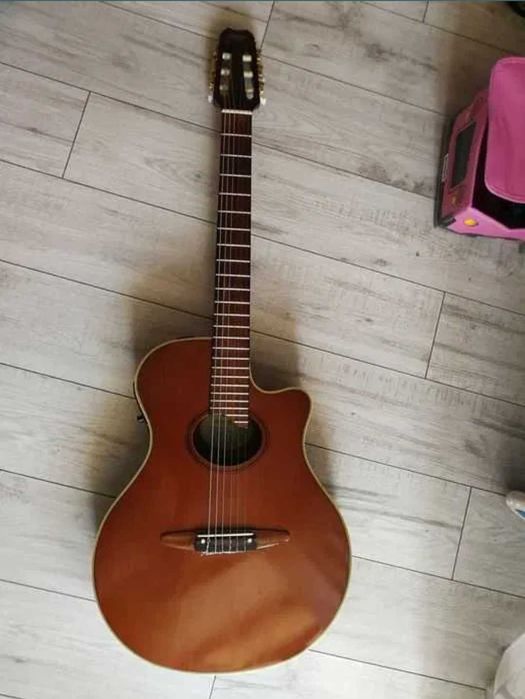 Гитара Yamaha APX 6 NA