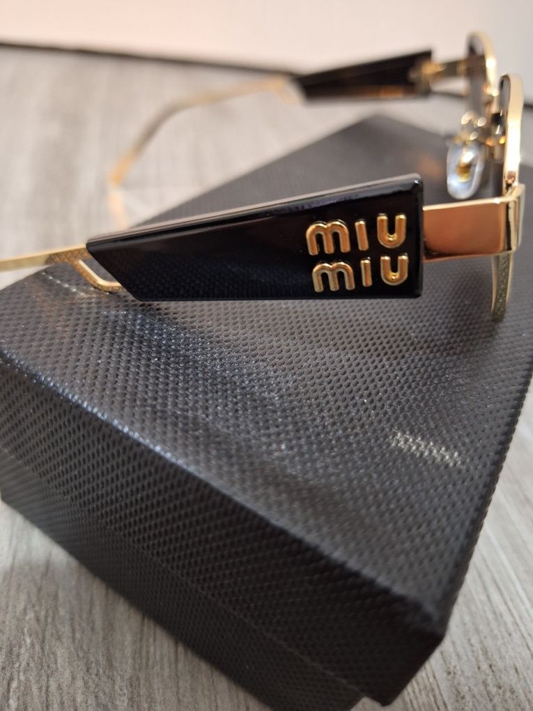 Miu miu  okulary przeciwsłoneczne