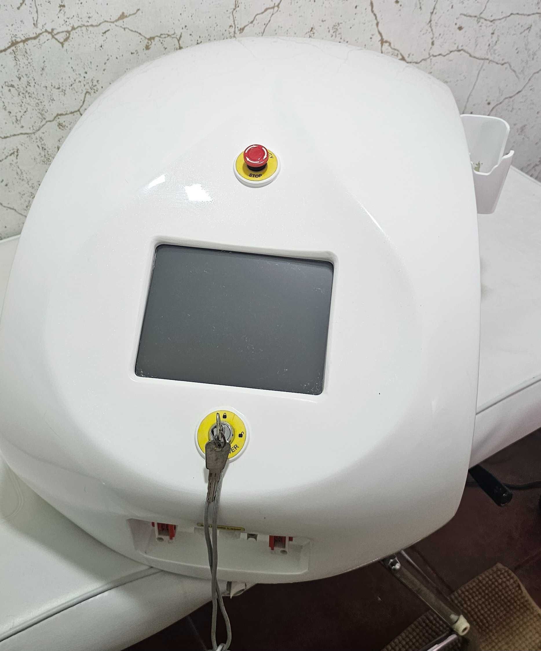 Máquina Laser diodo 808nm USADA