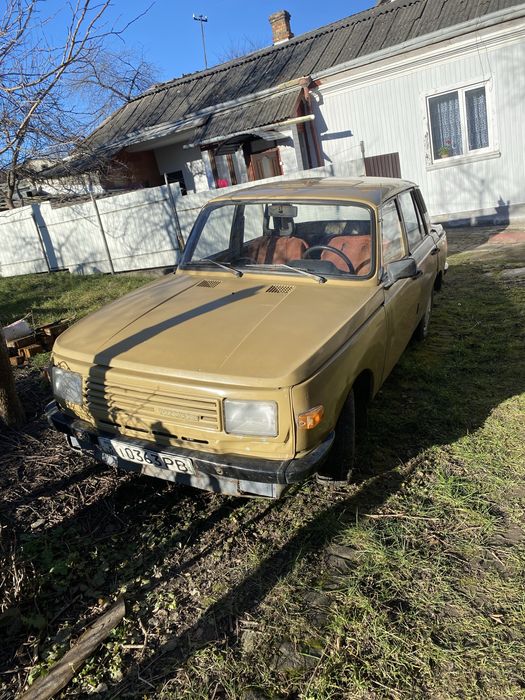 Продам авомобіль (ретро на рамі)