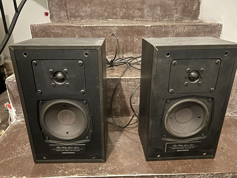 Kolumny Grundig ładnie grają