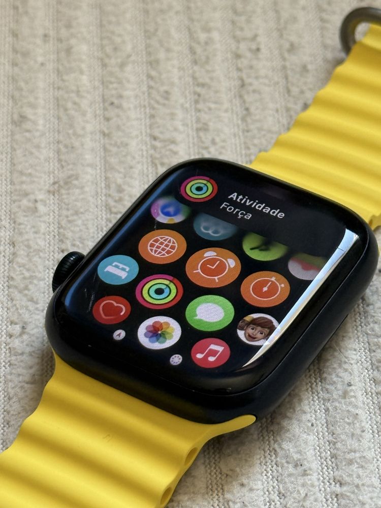 Apple Watch Series 9 45mm GPS em preto