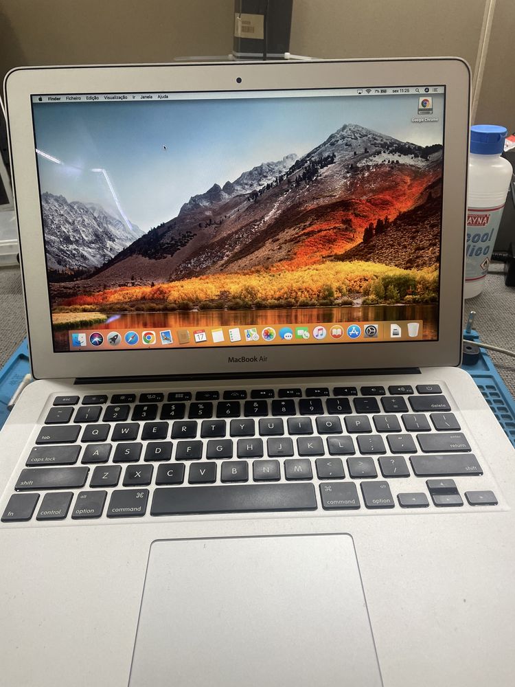 Macbook air A1369