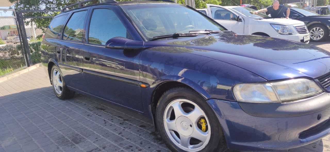 Opel Vectra B Universal