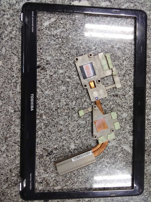 Toshiba Satellite P755-103 - Peças