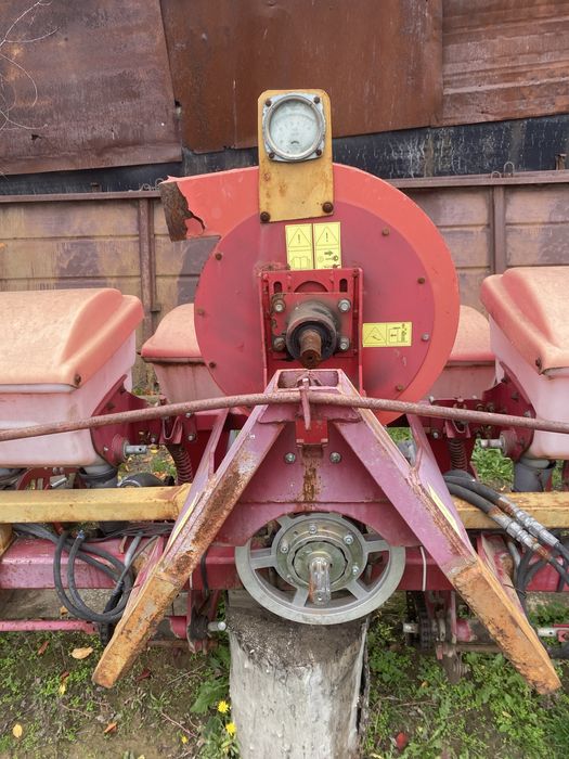 Сівалка точного висіву Супн -8