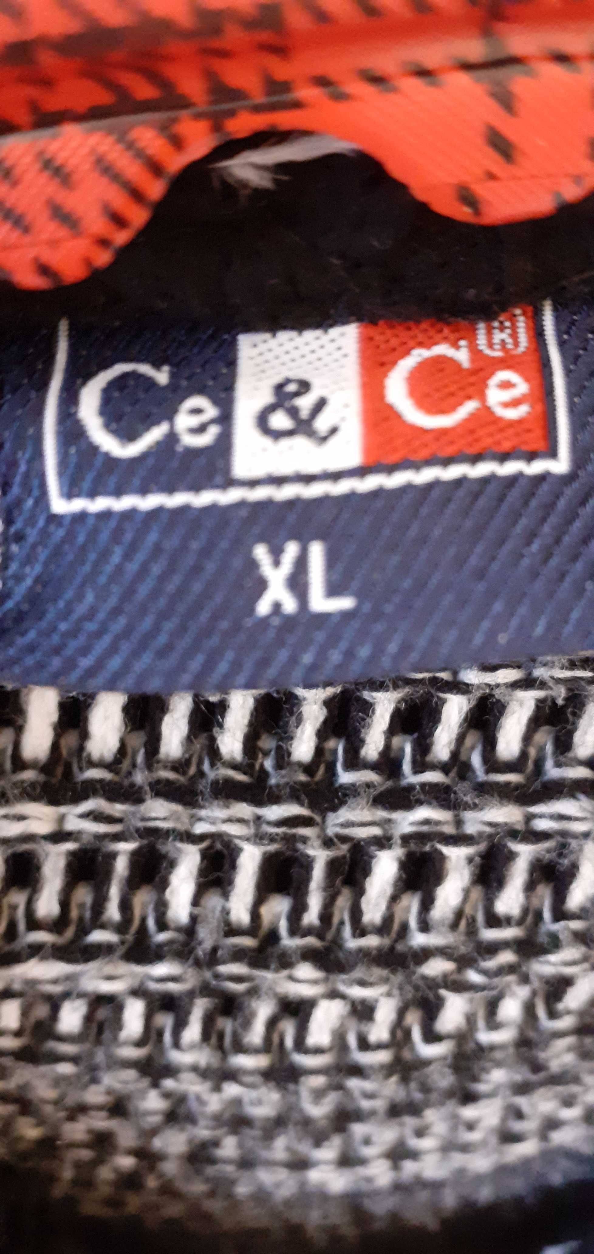 Bluza z kapturem turecka.