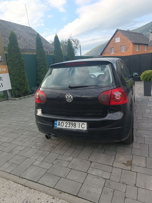 Продам гарний ,надійний автомобіль