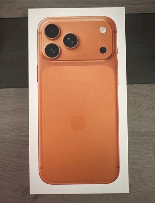 iPhone 17 pro Max laranja cosmico