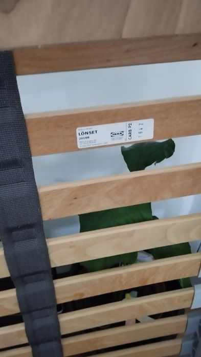 Estrado Lönset IKEA