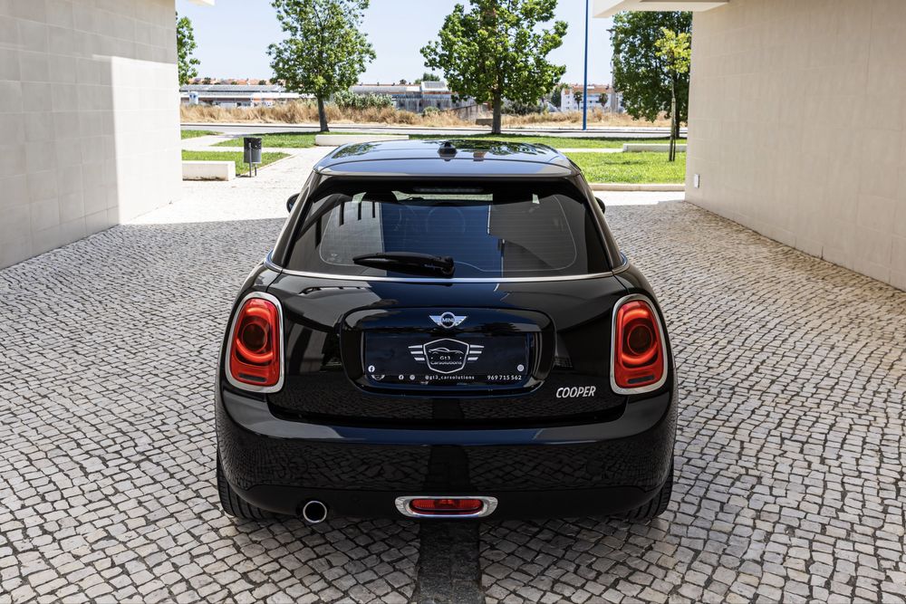 Mini Cooper 1.5 Turbo Auto Seven Edition (financiamento disponível)