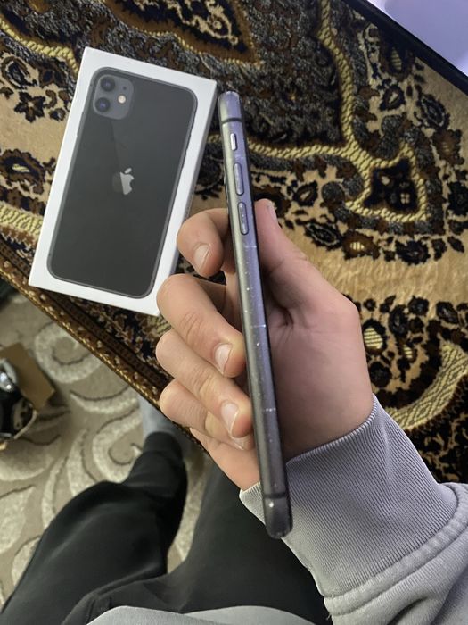 Телефон Iphone 11 64gb