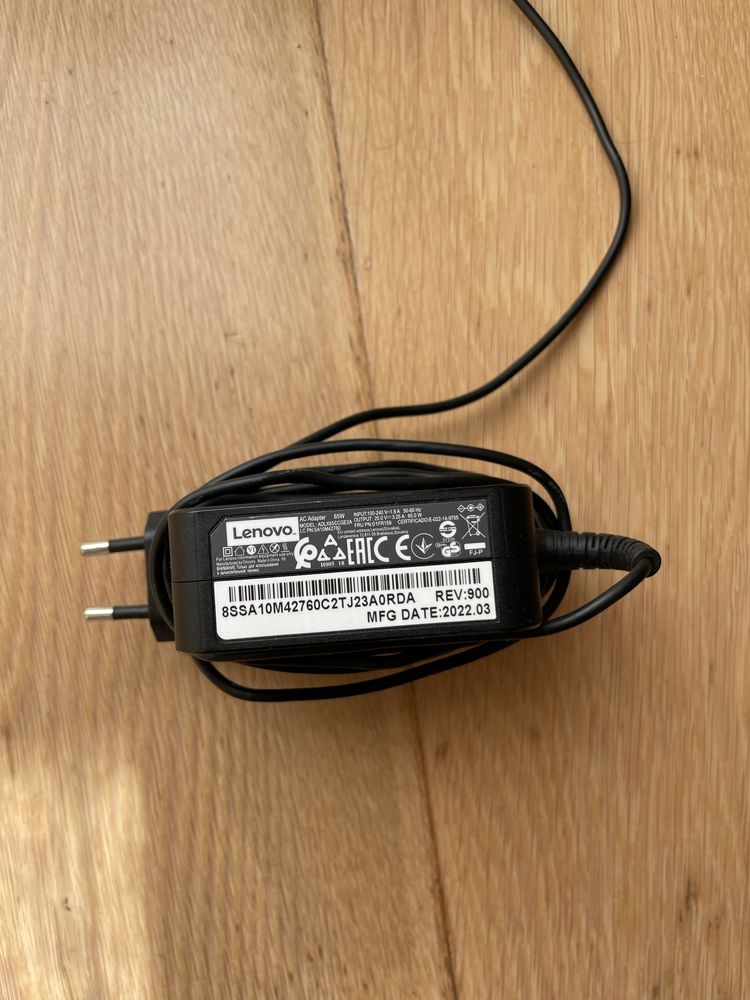 Lenovo AC adapter 65W