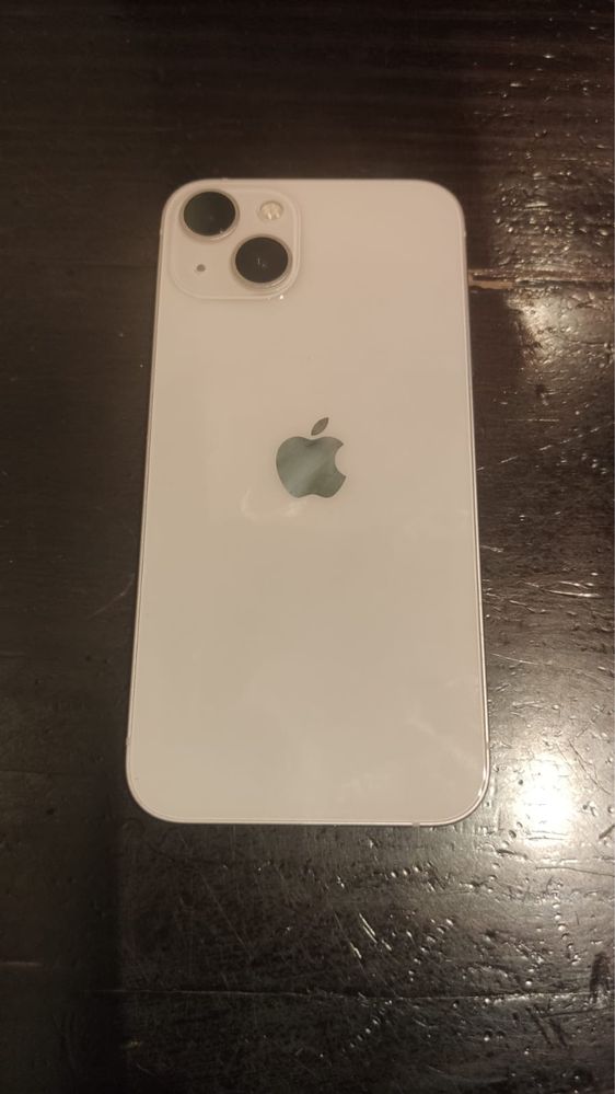 iPhone 13 (Março 2022)