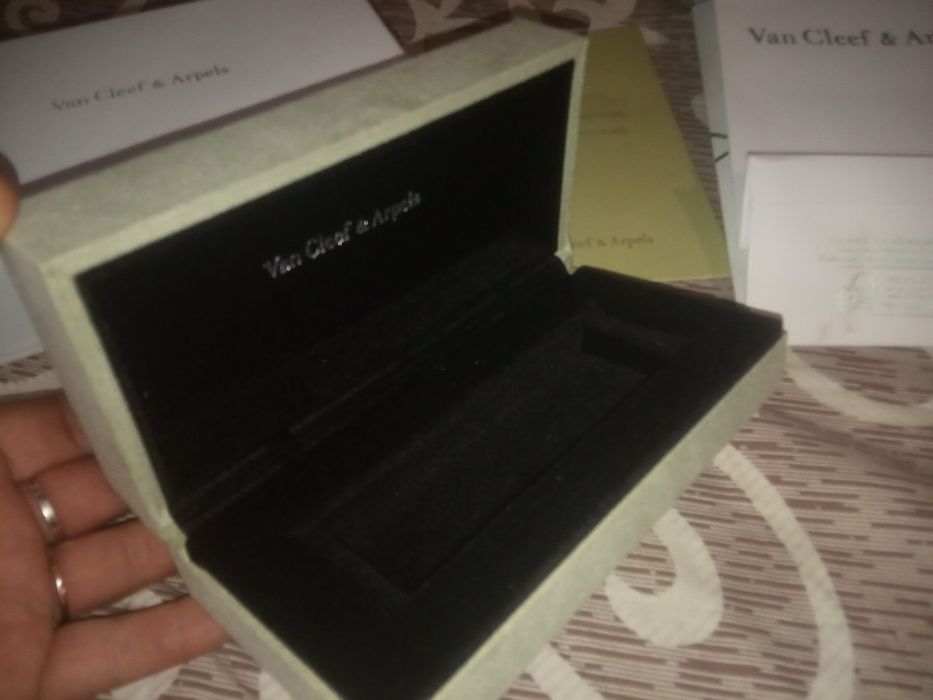 Подарочная упаковка Van Cleef & Arpels упаковка Ван Клиф