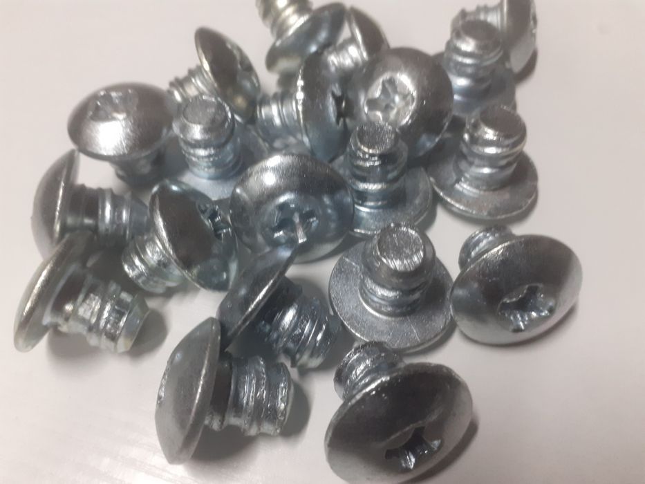 miśka wciskana steru kierownicy i mechanizmu korby  rowery Romet PRL