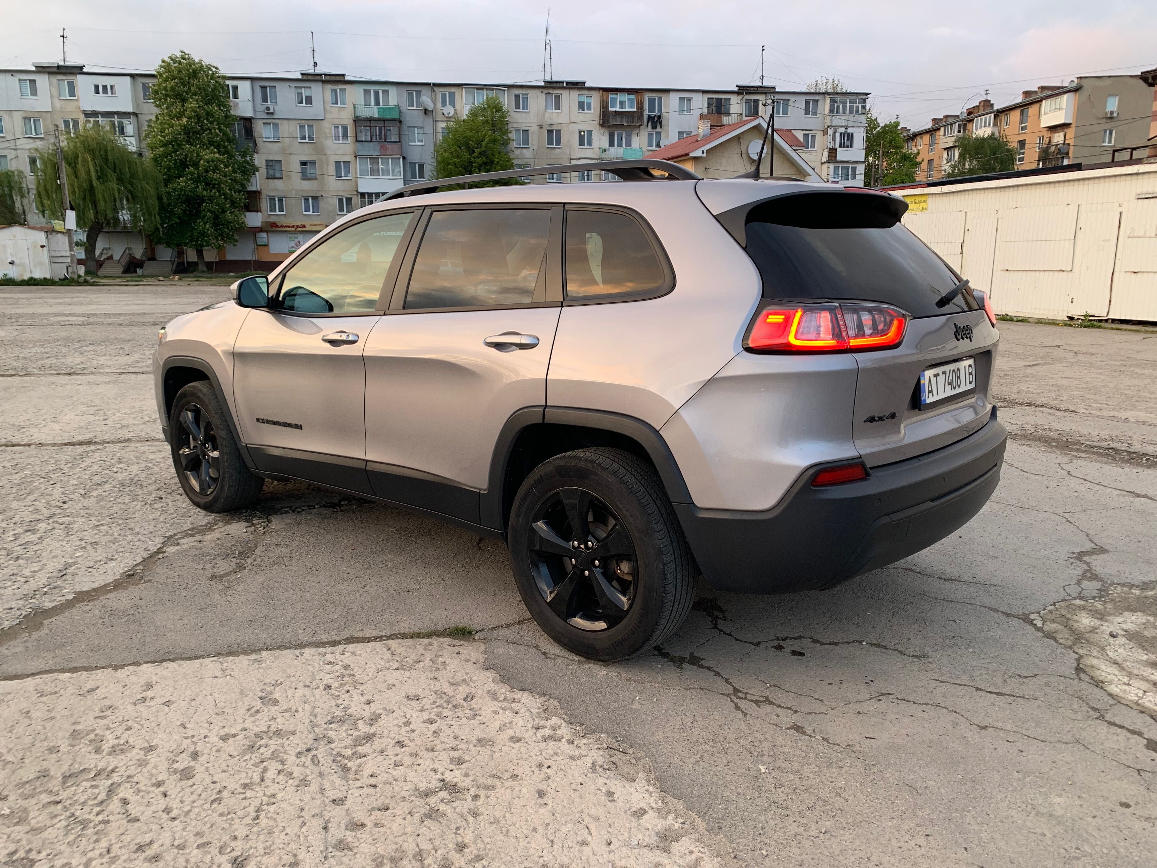 Jeep Cherokee 2019рік