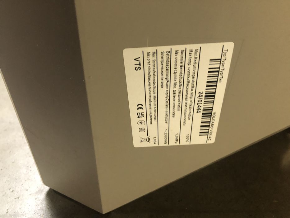 Nagrzewnica wodna VR4 AC  90Kw niskotemperturowa