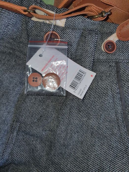 Calça com suspensórios Zippy 6/7 anos