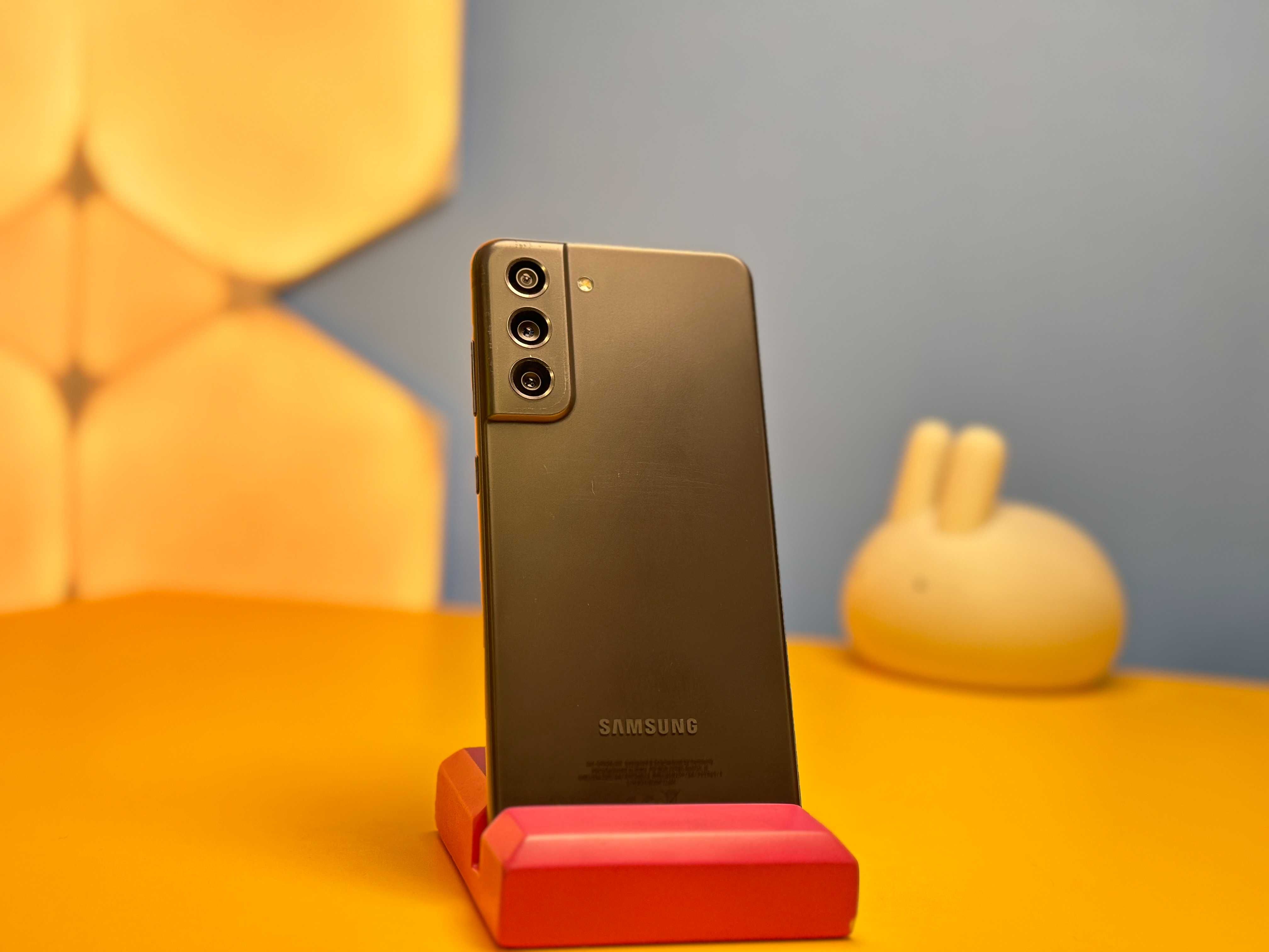 Смартфон Samsung Galaxy S21 FE 5G 2021 8/128GB(133101) Б/У З ГАРАНТІЄЮ