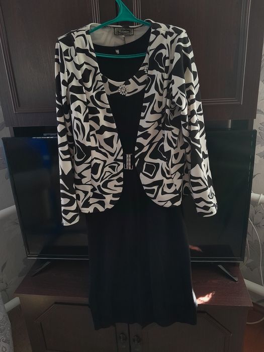 Костюм сукня і жакет