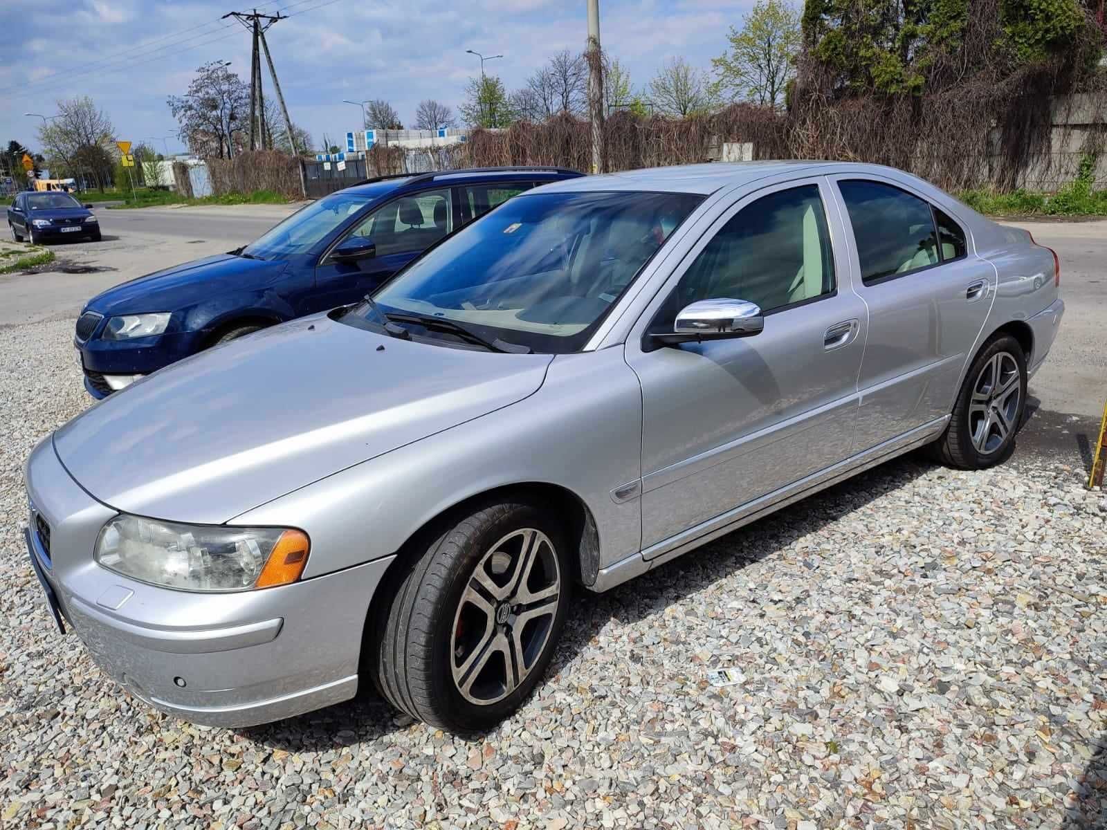 Volvo S60 2 5T AWD z LPG automat polift