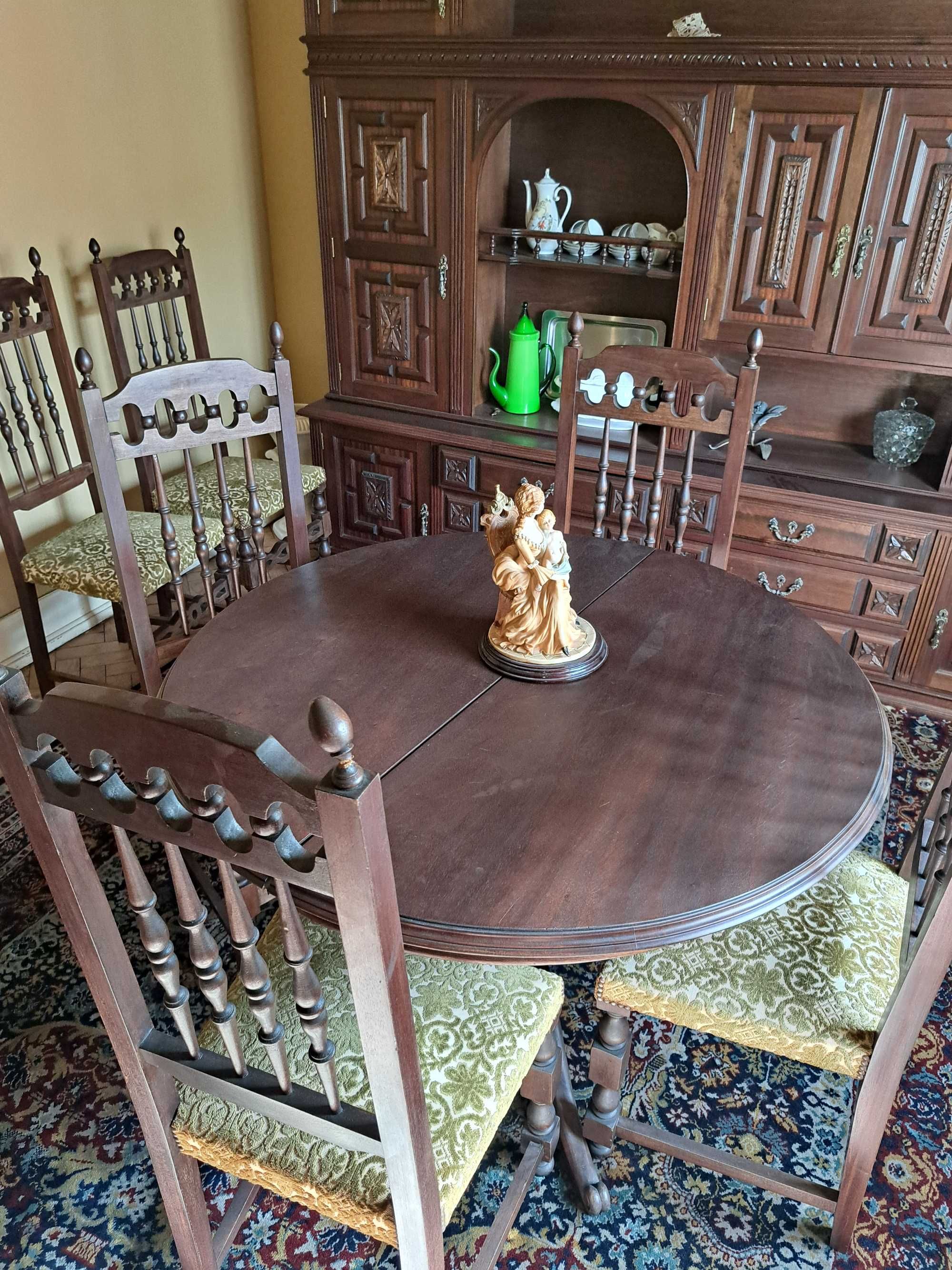 Conjunto Mesa + 6 Cadeiras Madeira